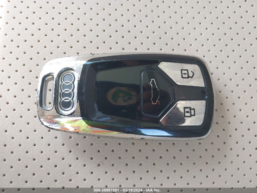 WA1LHAF73KD038571 2019 Audi Q7