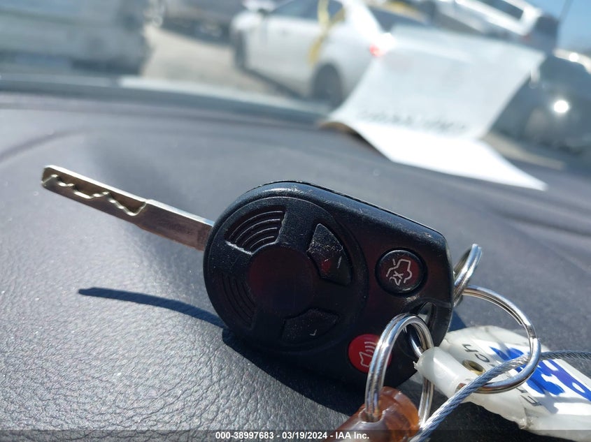 2016 FORD FOCUS SE - 1FADP3K29GL374909