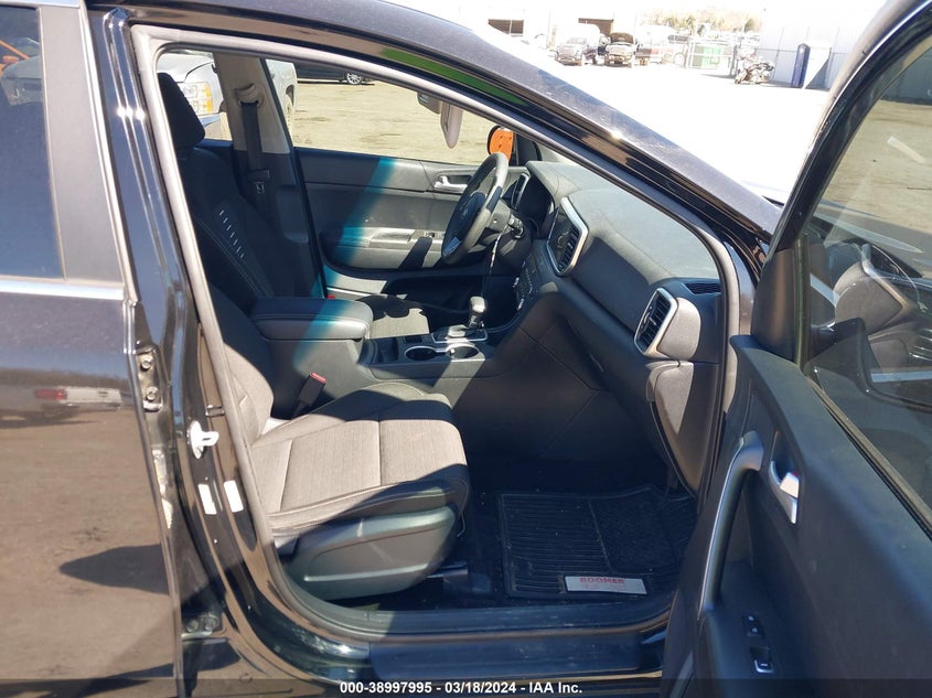 VIN KNDPM3AC1N7998963 2022 KIA SPORTAGE LX