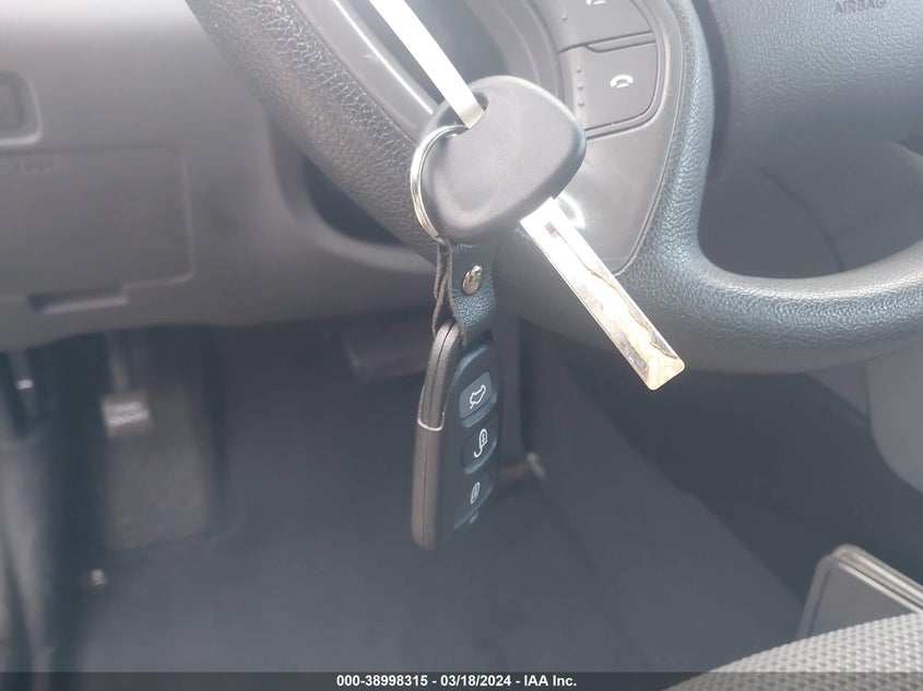 2014 HYUNDAI SONATA GLS - 5NPEB4AC2EH885778