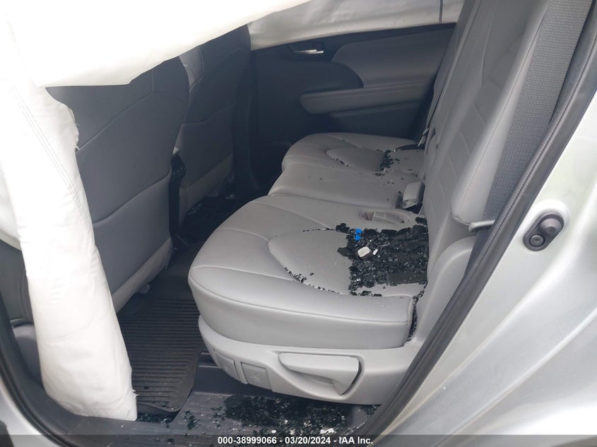 VIN 5TDHZRBH1MS075308 2021 TOYOTA HIGHLANDER XLE