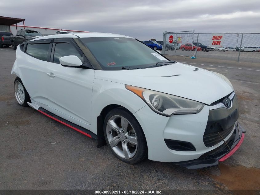 2014 Hyundai Veloster Base W/Gray VIN: KMHTC6AD7EU213340 Lot: 38999291