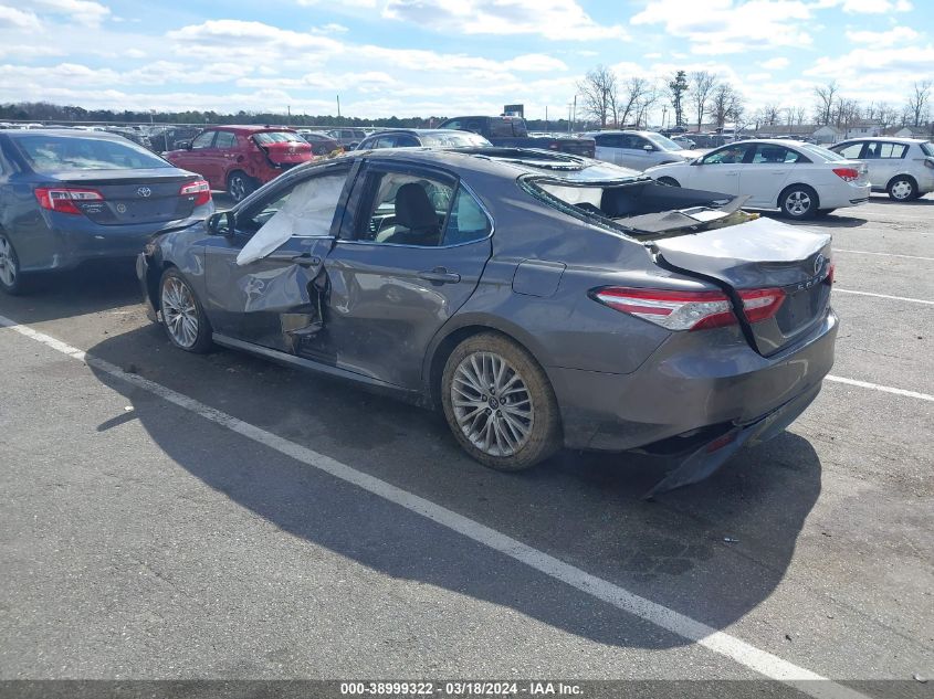 2018 TOYOTA CAMRY XLE - 4T1B11HK0JU024306