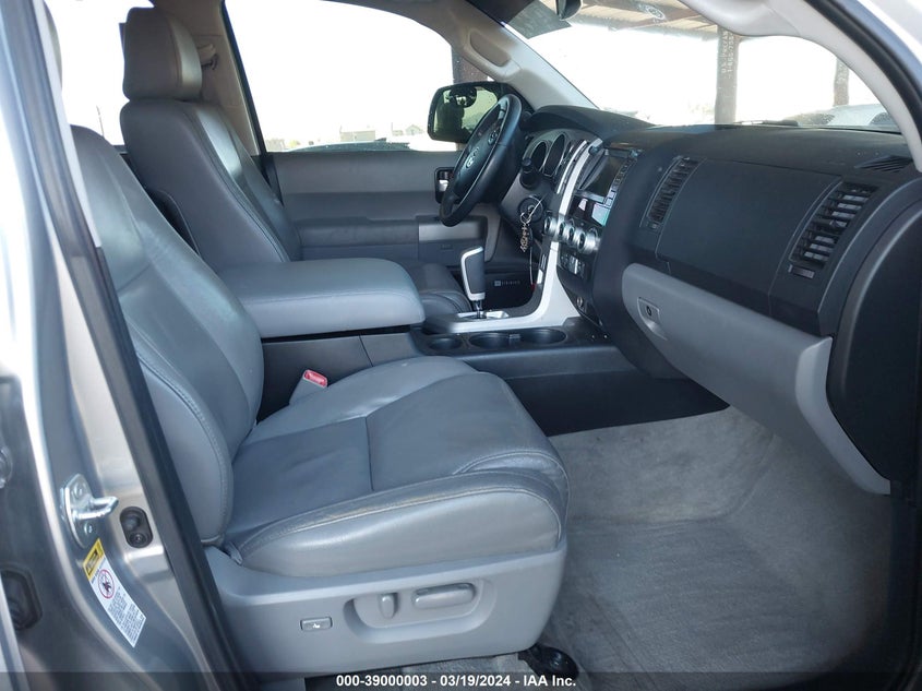 2008 Toyota Sequoia Limited 5.7L V8 VIN: 5TDZY68A48S012337 Lot: 39000003