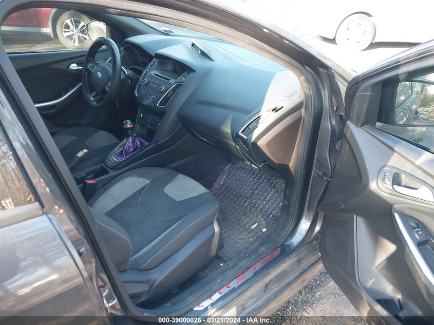 2016 Ford Focus St VIN: 1FADP3L96GL280336 Lot: 39000026