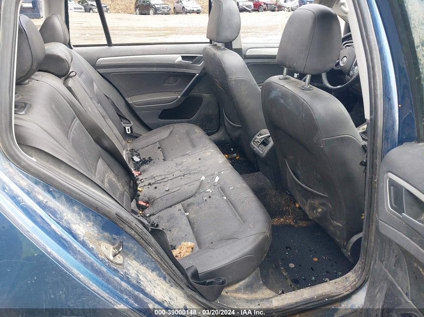 2015 VOLKSWAGEN GOLF SPORTWAGEN TSI SE 4-DOOR - 3VWC17AUXFM507298