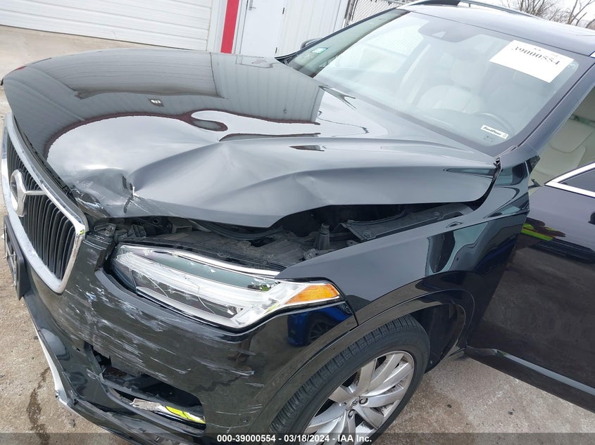 2017 VOLVO XC90 T6 MOMENTUM - YV4A22PK6H1107140