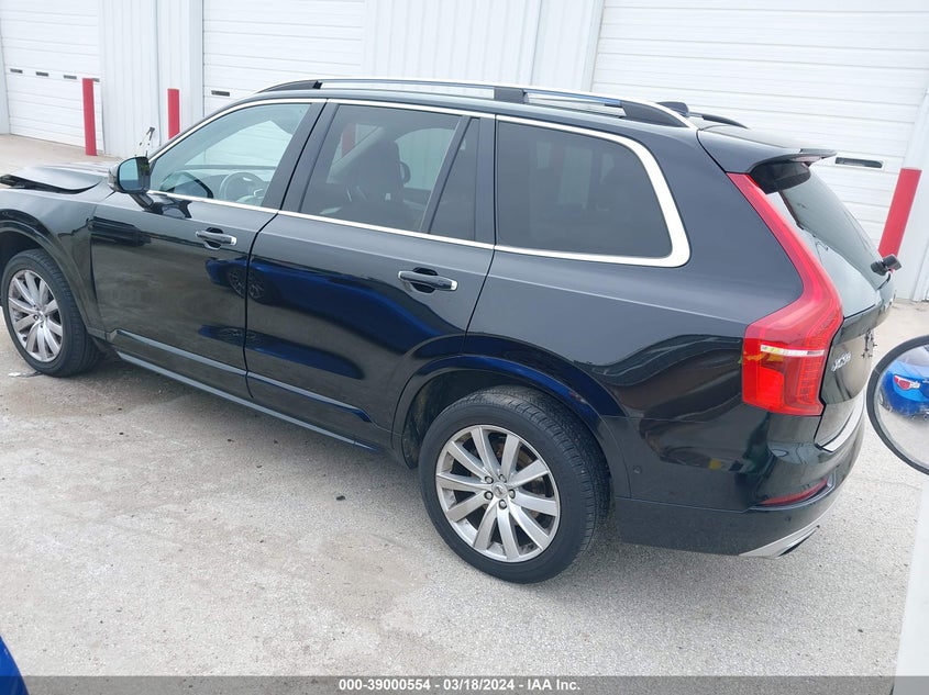 2017 VOLVO XC90 T6 MOMENTUM - YV4A22PK6H1107140