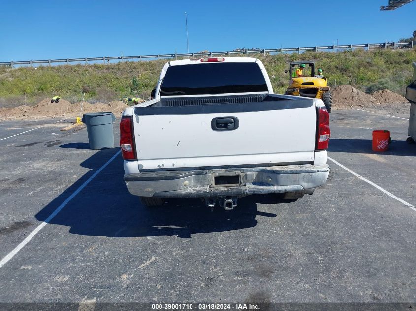 2001 Chevrolet Silverado 1500 Ls VIN: 2GCEC19T111218731 Lot: 39001710