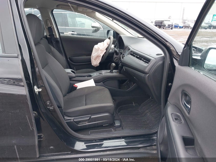 VIN 3CZRU6H33LG702319 2020 HONDA HR-V AWD LX