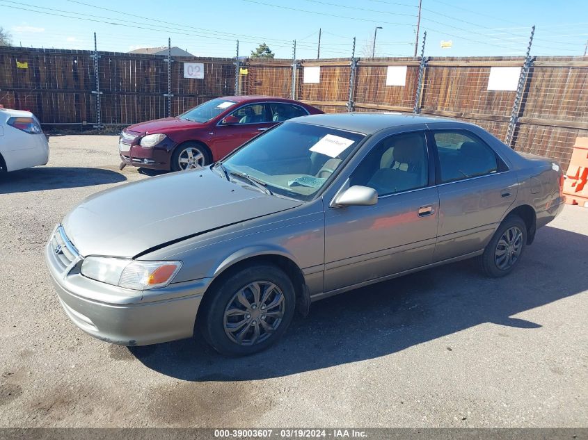 2000 Toyota Camry Le V6 VIN: 4T1BF22K0YU109477 Lot: 39003607