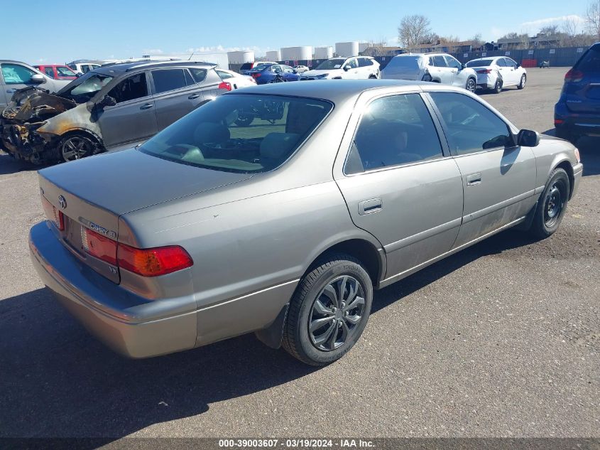 2000 Toyota Camry Le V6 VIN: 4T1BF22K0YU109477 Lot: 39003607