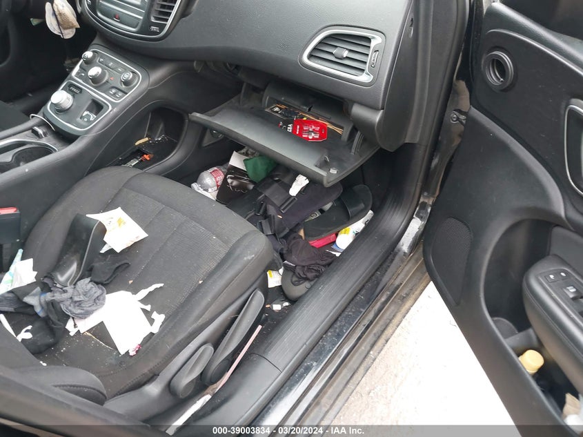 2016 CHRYSLER 200 LIMITED - 1C3CCCAG7GN119389