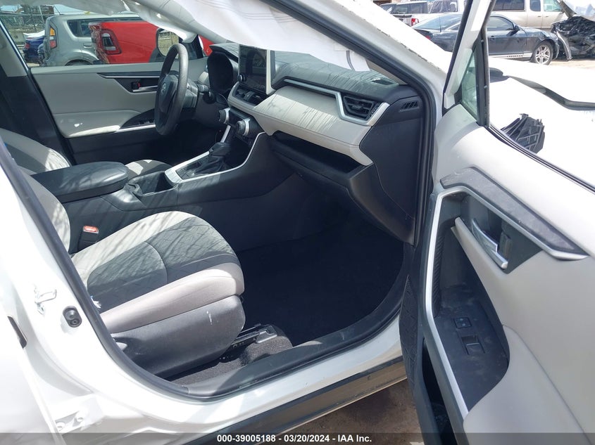 2023 TOYOTA RAV4 XLE - 2T3W1RFV4PW279134