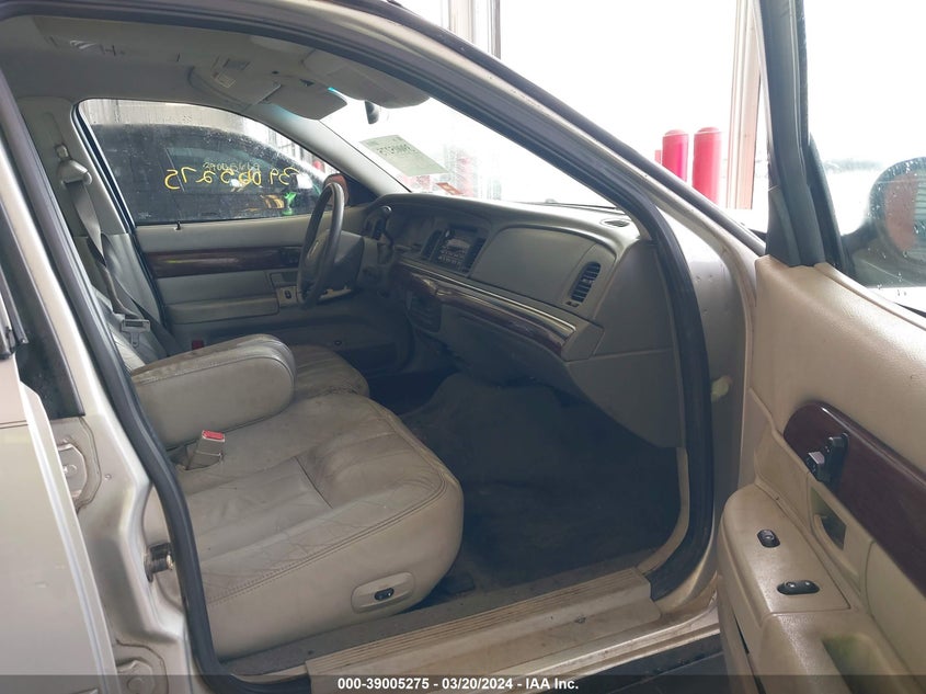 2003 Mercury Grand Marquis Ls VIN: 2MEFM75W63X669317 Lot: 39005275