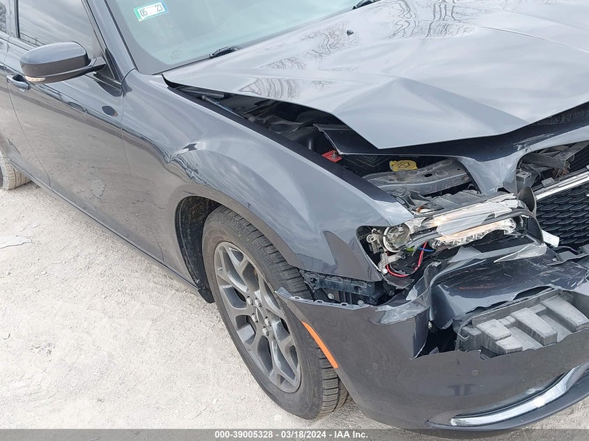 VIN 2C3CCAGG0HH534995 2017 CHRYSLER 300 300S AWD