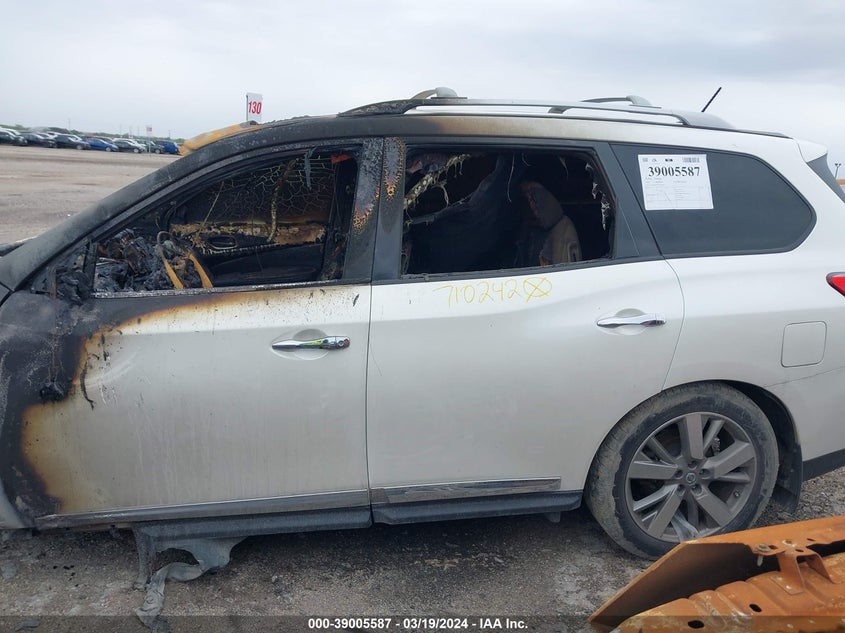 2015 NISSAN PATHFINDER PLATINUM - 5N1AR2MN2FC710242