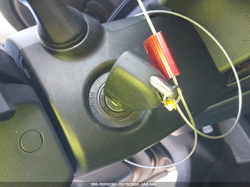 2018 TOYOTA CAMRY SE - 4T1B11HK9JU635385