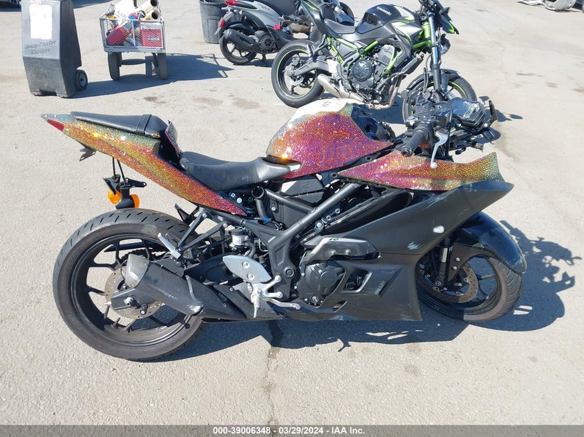 VIN MH3RH18Y4PK010112 2023 YAMAHA YZFR3 A