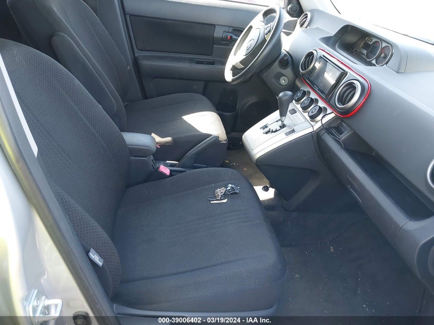 2008 Scion Xb VIN: JTLKE50E081000206 Lot: 39006402