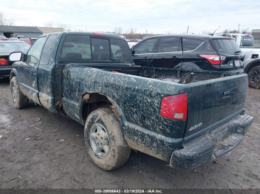 2003 Chevrolet S-10 Ls VIN: 1GCDT19XX38220220 Lot: 39006643