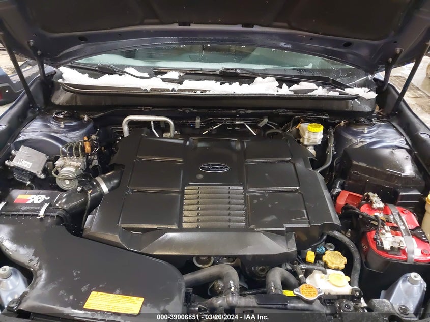 VIN 4S4BSENC0J3237618 2018 SUBARU OUTBACK 3.6R LIMITED