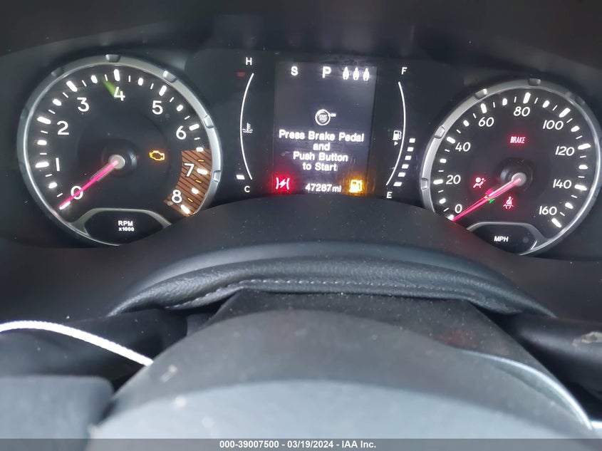 VIN ZACNJBBB1KPK75674 2019 JEEP RENEGADE LATITUDE 4X4