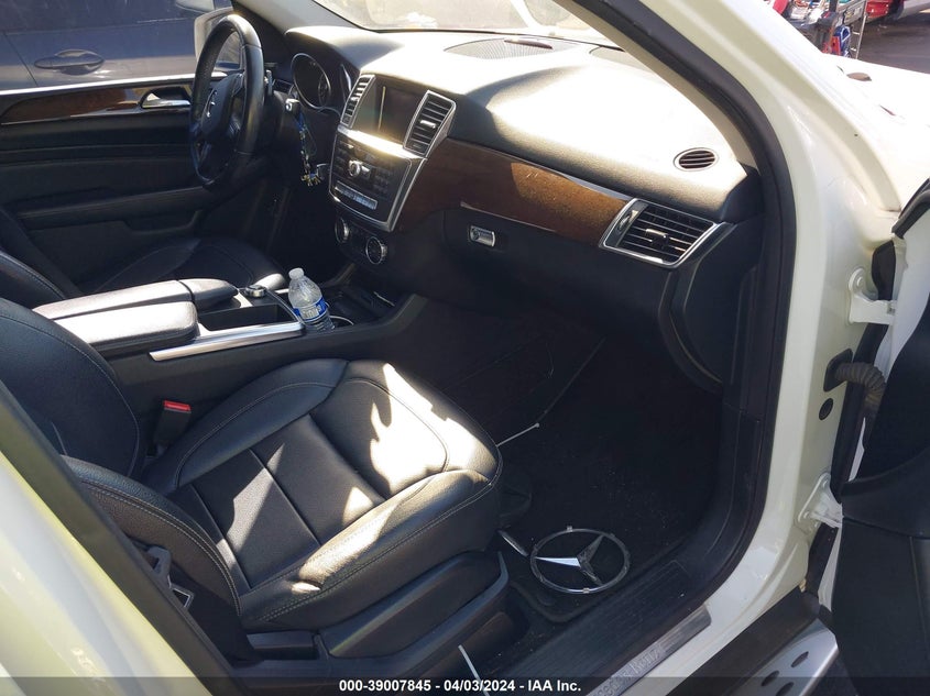 2013 MERCEDES-BENZ ML 350 - 4JGDA5JB0DA105239