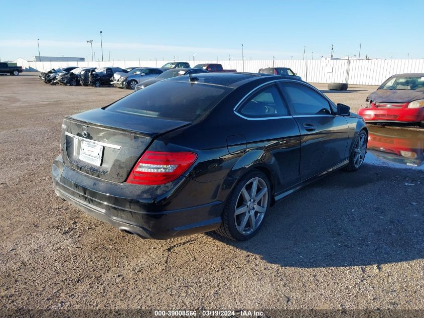 2014 Mercedes-Benz C 350 Sport VIN: WDDGJ5HBXEG175889 Lot: 39008566