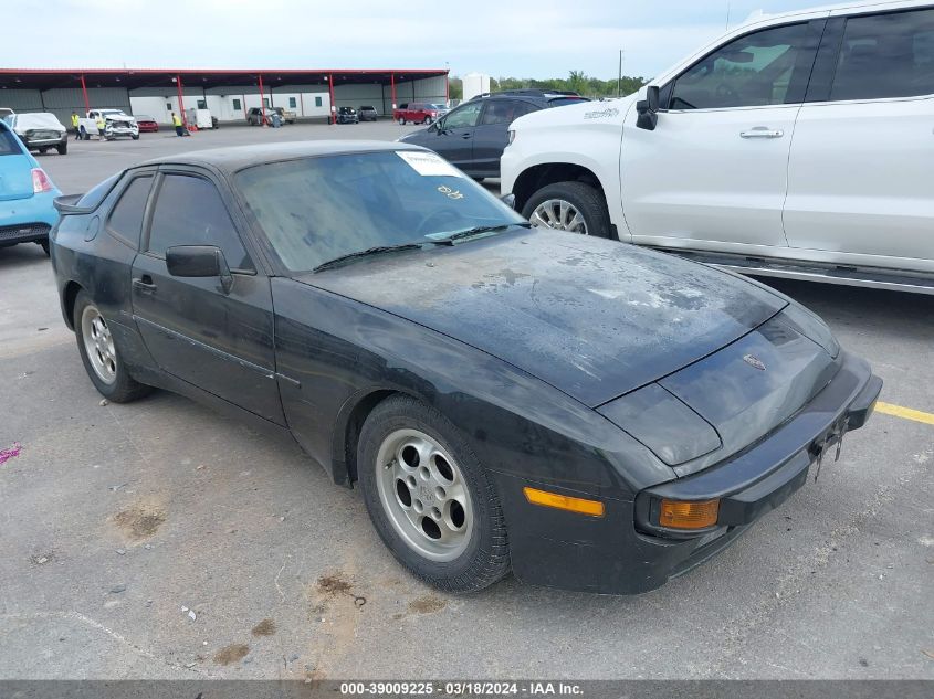 1986 Porsche 944 VIN: WP0AA0947GN458221 Lot: 39009225