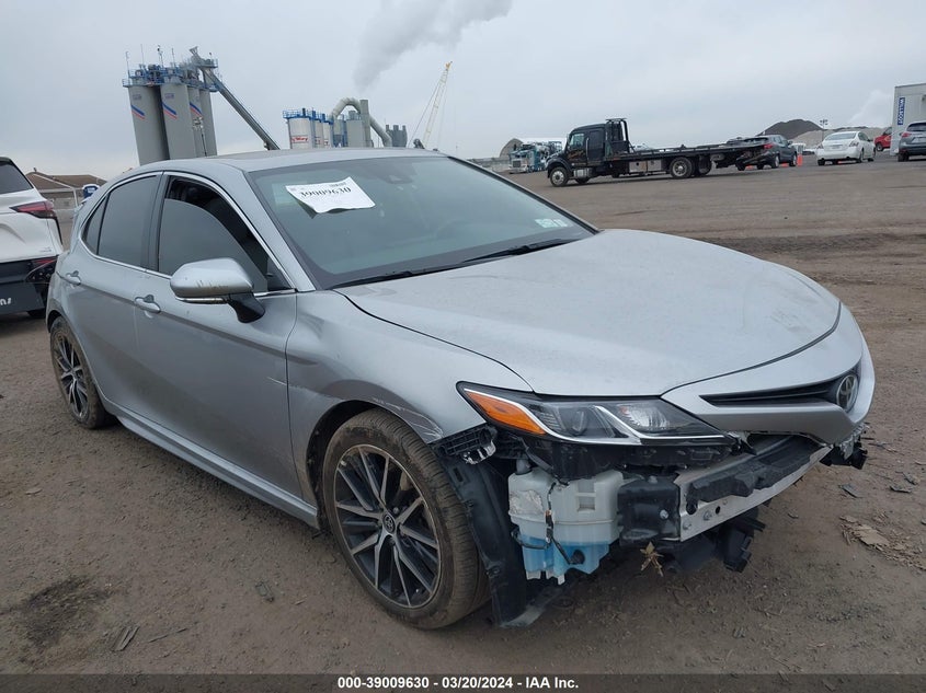 TOYOTA CAMRY SE AWD 2022