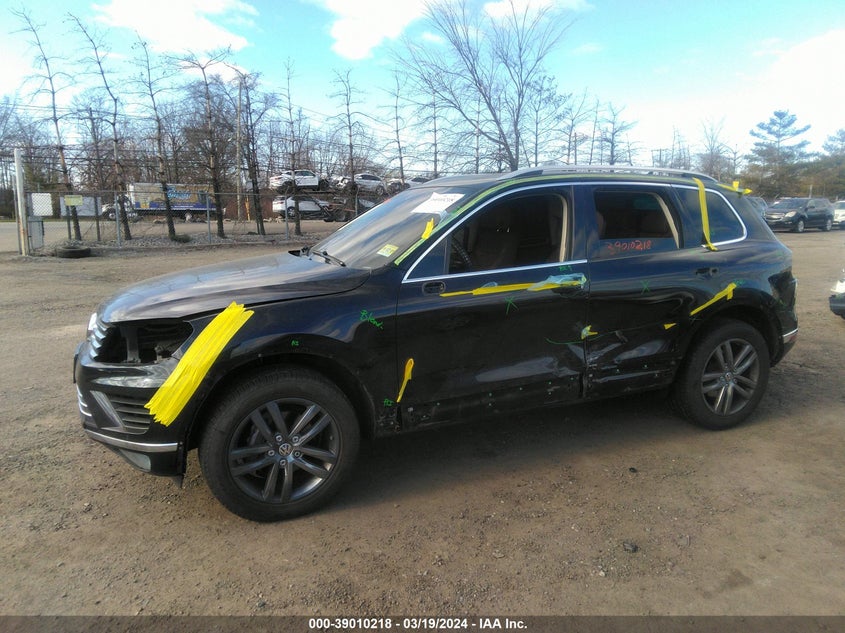2016 VOLKSWAGEN TOUAREG VR6 LUX - WVGEF9BP9GD010270