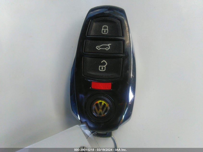 2016 VOLKSWAGEN TOUAREG VR6 LUX - WVGEF9BP9GD010270