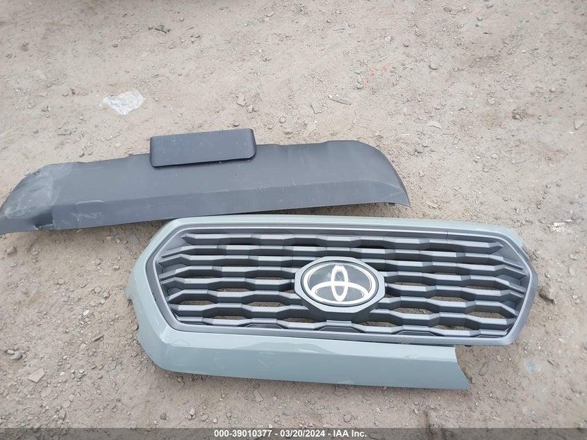 2022 TOYOTA TACOMA DOUBLE CAB/SR/SR5/TRD SPO - 3TYCZ5AN1NT104306