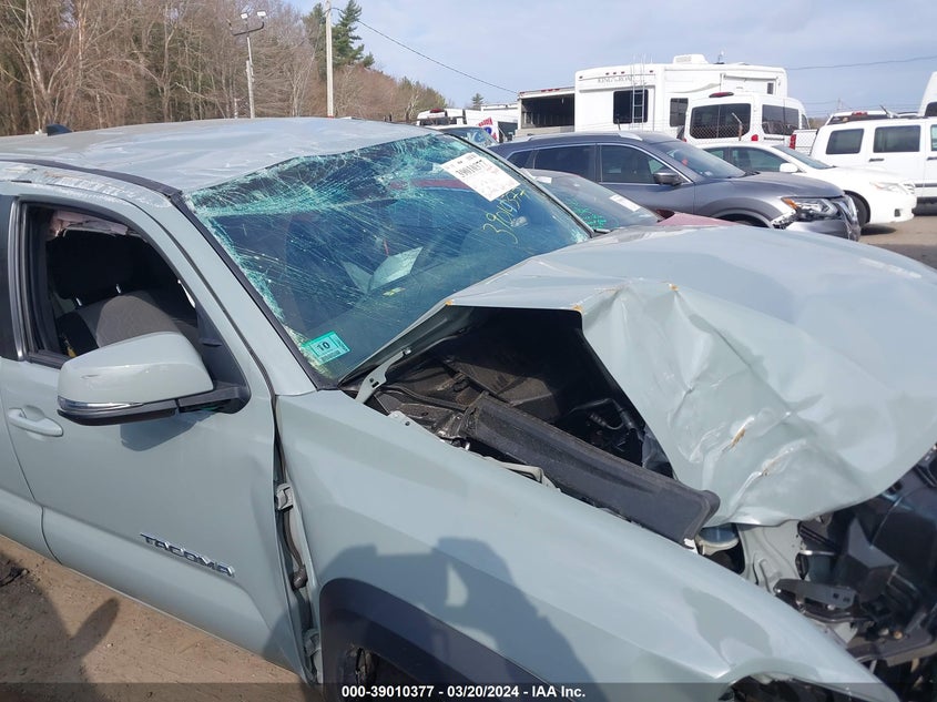 2022 TOYOTA TACOMA DOUBLE CAB/SR/SR5/TRD SPO - 3TYCZ5AN1NT104306