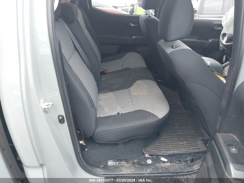 2022 TOYOTA TACOMA DOUBLE CAB/SR/SR5/TRD SPO - 3TYCZ5AN1NT104306