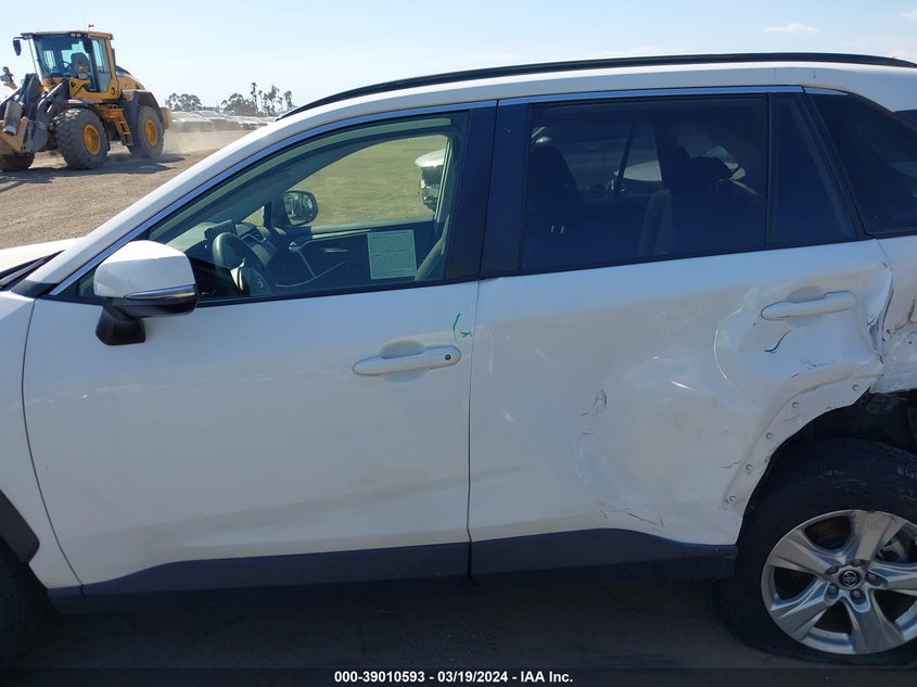 VIN JTMW1RFV5KD030167 2019 TOYOTA RAV4 XLE