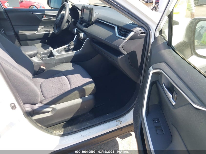 VIN JTMW1RFV5KD030167 2019 TOYOTA RAV4 XLE