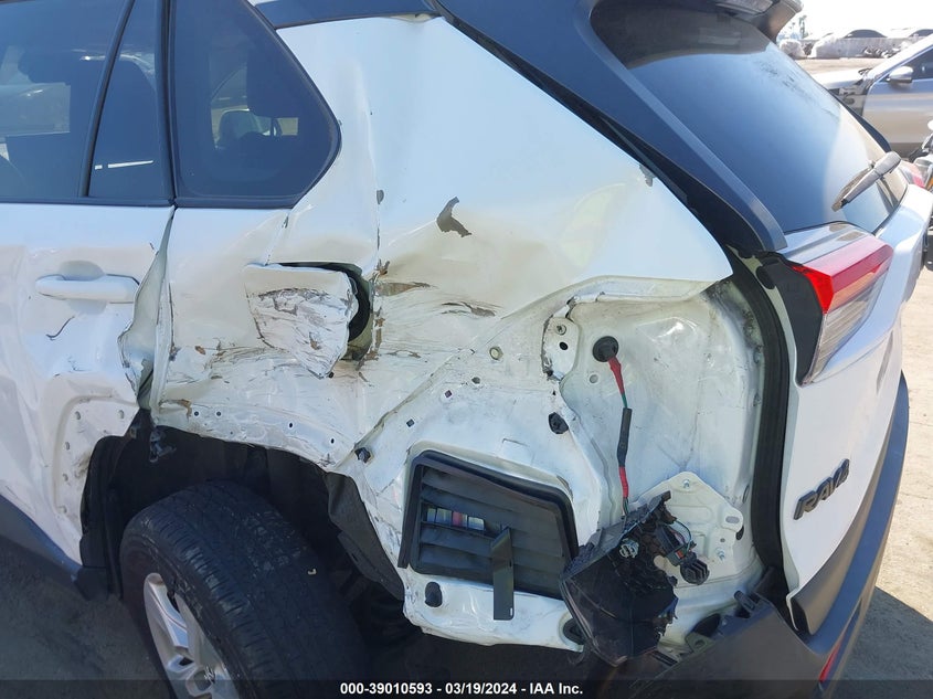 VIN JTMW1RFV5KD030167 2019 TOYOTA RAV4 XLE