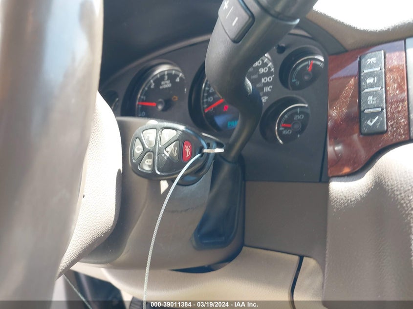 2013 CHEVROLET TAHOE LT - 1GNSCBE0XDR338762