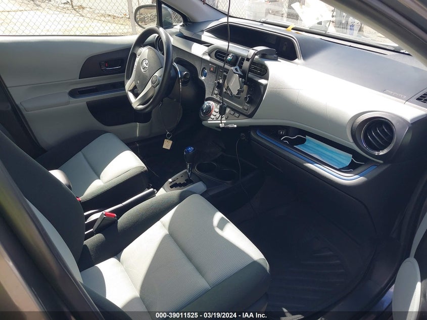 2012 Toyota Prius C Three VIN: JTDKDTB31C1004062 Lot: 39011525