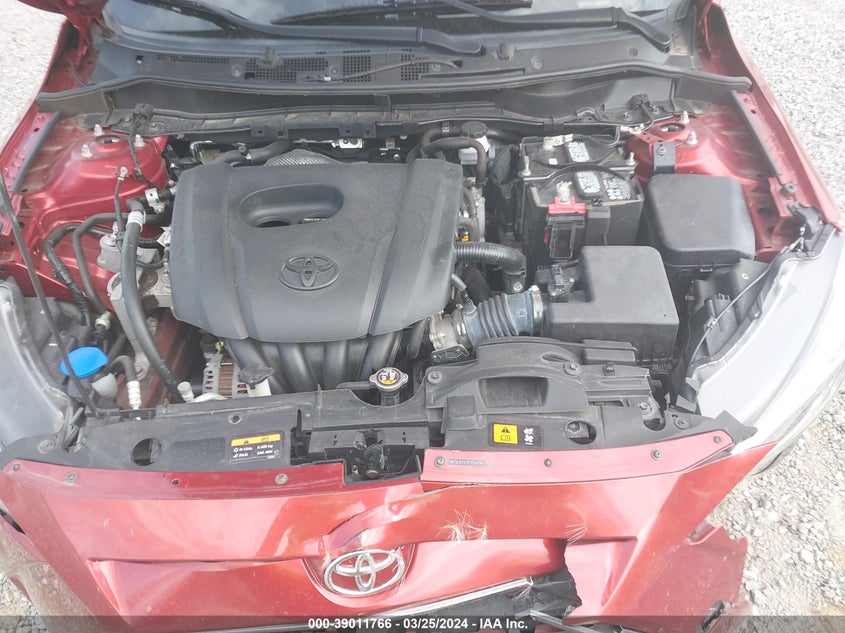 2019 TOYOTA YARIS XLE - 3MYDLBYV7KY504561