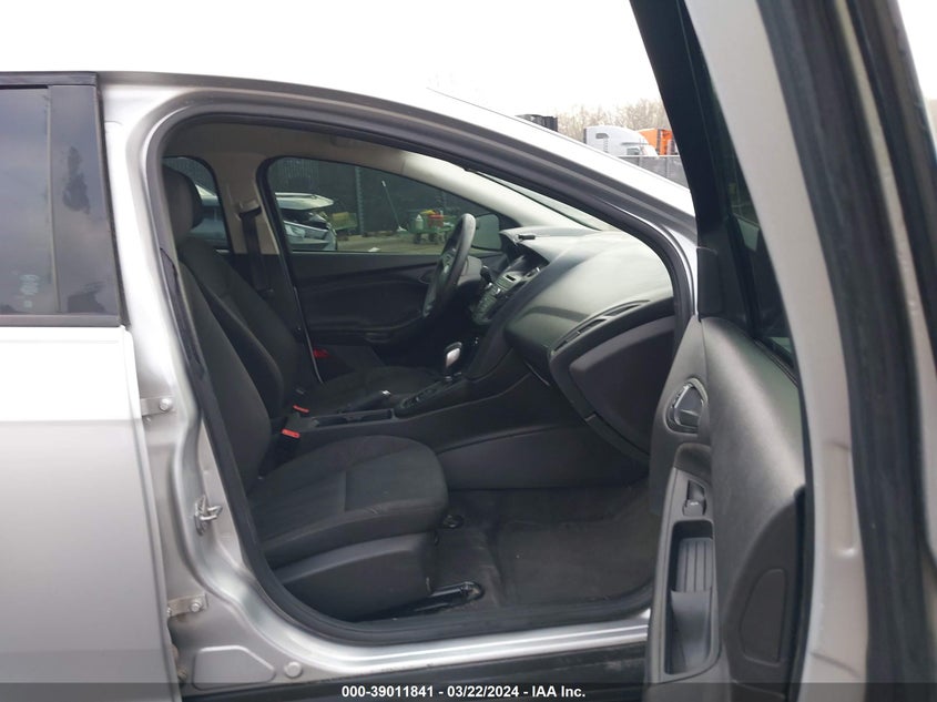 VIN 1FADP3E22HL341764 2017 FORD FOCUS S