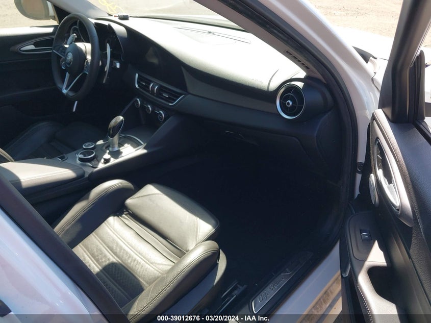 2017 ALFA ROMEO GIULIA TI AWD - ZARFAEEN8H7556056