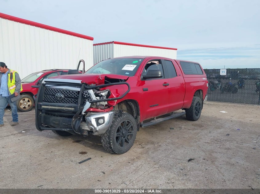 2019 TOYOTA TUNDRA DOUBLE CAB SR/SR5 - 5TFUW5F10KX841405