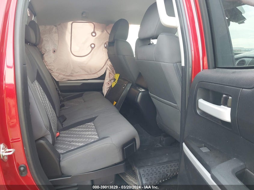 2019 TOYOTA TUNDRA DOUBLE CAB SR/SR5 - 5TFUW5F10KX841405