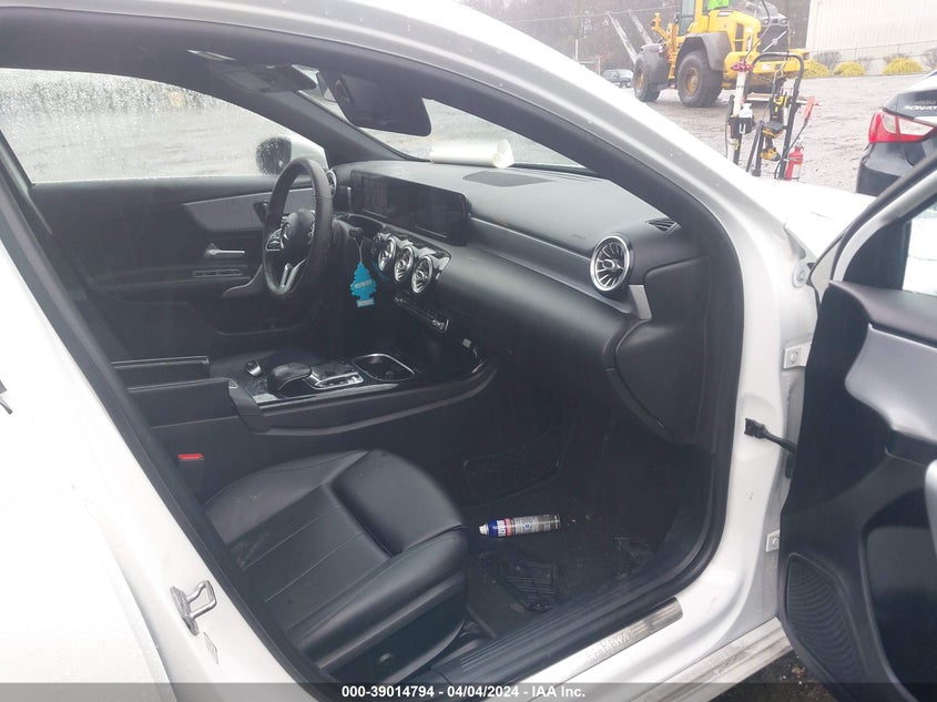 2019 Mercedes-Benz A 220 VIN: WDD3G4EB8KW026023 Lot: 39014794