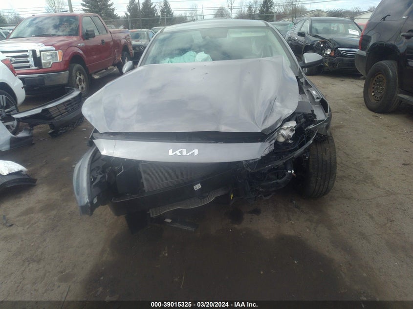 2023 KIA FORTE LX/LXS - 3KPF24AD7PE603185