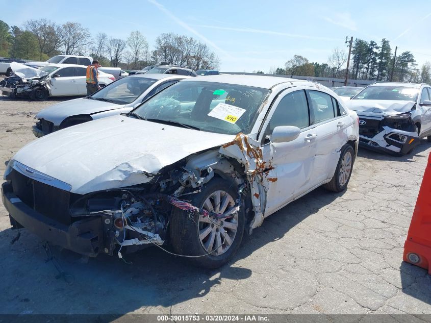 2013 Chrysler 200 Touring VIN: 1C3CCBBB9DN739265 Lot: 39015753