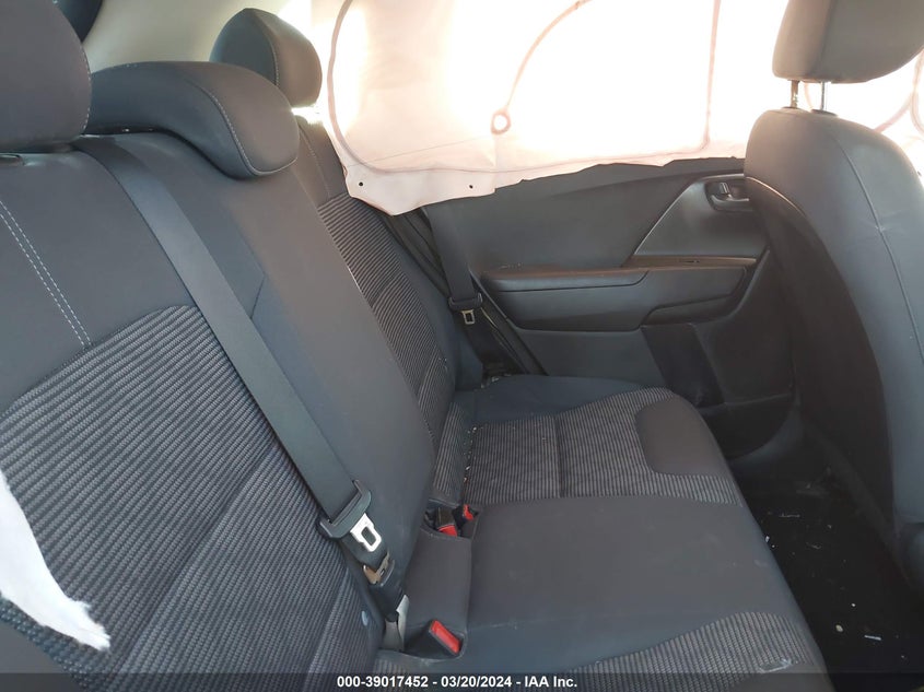 VIN KNDCB3LC8J5204659 2018 KIA NIRO FE